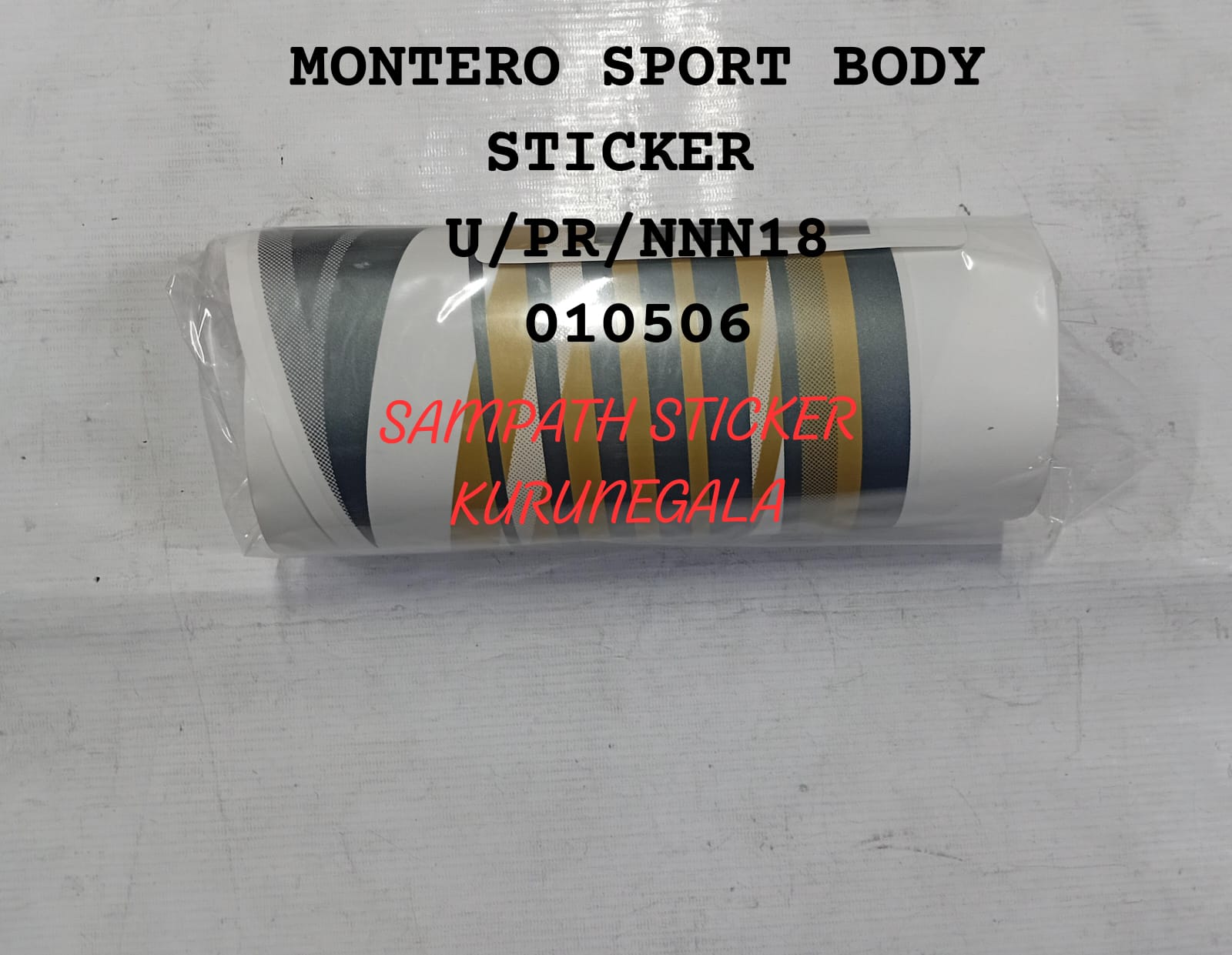 MONTERO SPORT BODY STICKER